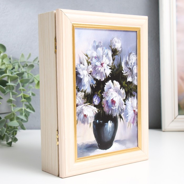 Ключница Ключница "Белые пионы" дуб молочный 15х21 см