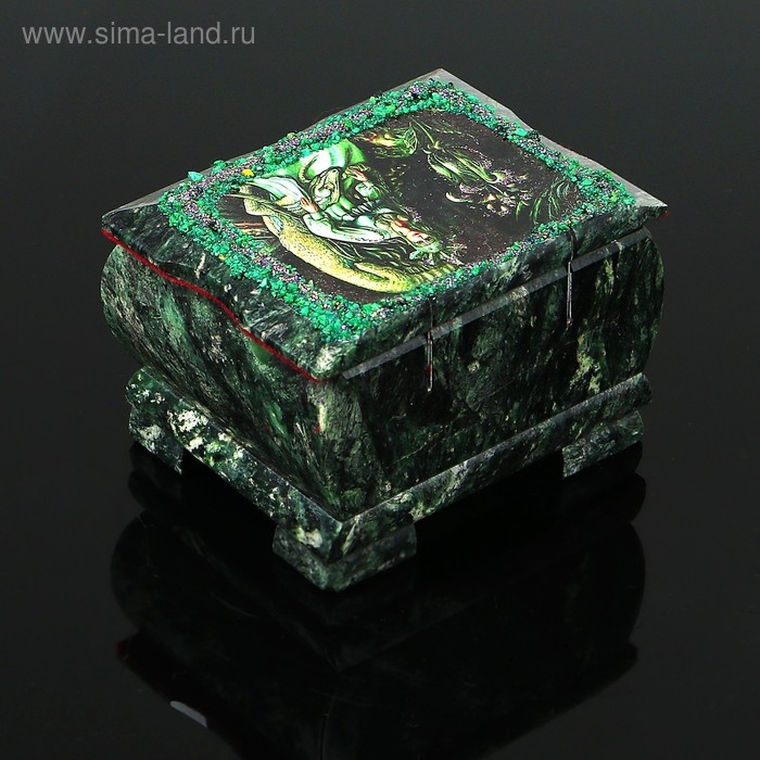 Ларец Ларец "Хозяйка медной горы" 10х8х7,5 см, змеевик