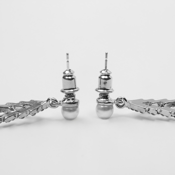 Новый год! Серьги «Новогодние» ёлка-трафарет, цвет белый в золоте Новый год! Серьги «Новогодние» ёлка-трафарет, цвет белый в золоте