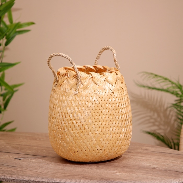 Корзина плетёная, из бамбука 27х27х25 см Корзина плетёная, из бамбука 27х27х25 см