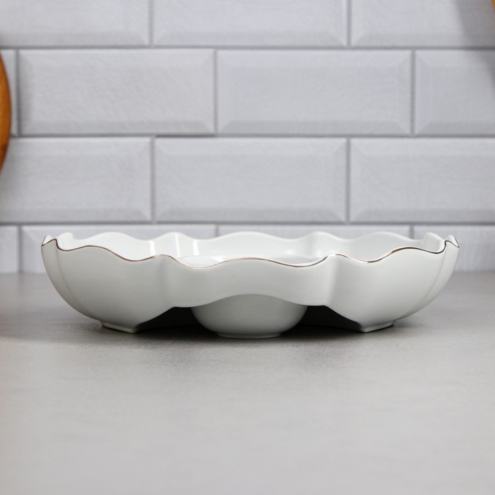 Блюдо для закусок, 2 л, золотая обводка, фарфор, Иран Блюдо для закусок, 2 л, золотая обводка, фарфор, Иран