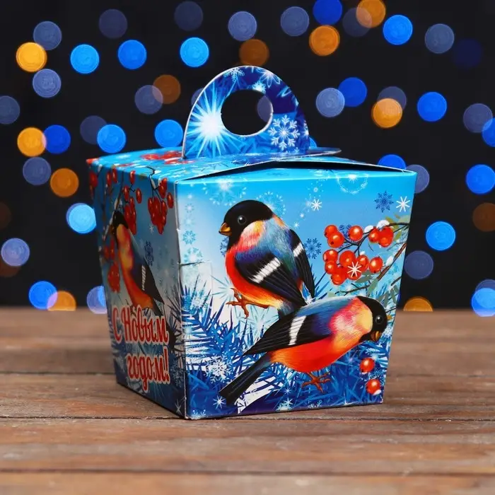 Подарочная новогодняя коробка «Снегири», упаковка, 10×9.2×9.2 см Подарочная новогодняя коробка «Снегири», упаковка, 10×9.2×9.2 см
