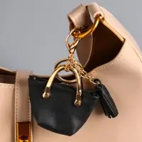 Брелок кожзам с карабином, с кистью "Сумка тоут" чёрная 6,5х3х7 см Брелок кожзам с карабином, с кистью "Сумка тоут" чёрная 6,5х3х7 см