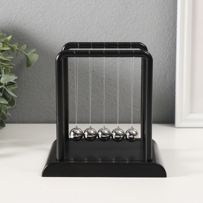 Маятник Маятник "Антистресс" чёрный 11,4х13,5х13,7 см