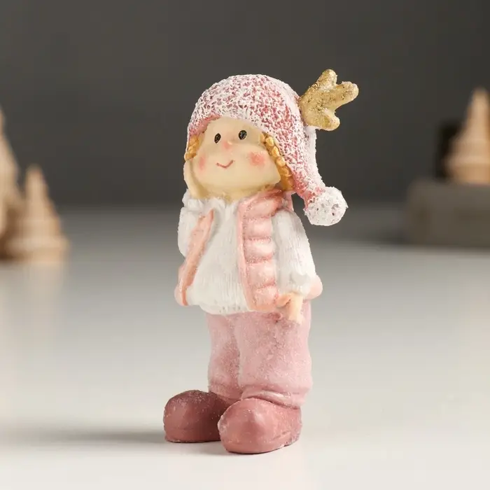 Фигурка полистоун &laquo;Малыш. Малышка в розовом, с рожками на шапке, стоит&raquo;, 3&times;4.5&times;9 см, МИКС