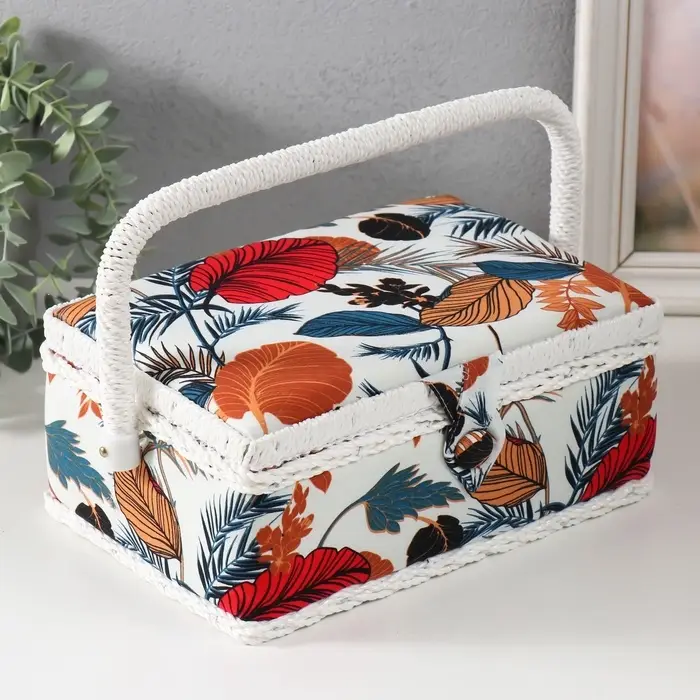 Шкатулка для рукоделия и шитья &laquo;Тропические листья&raquo;, хранение ниток, иголок, мелочи, 24&times;16&times;11 см