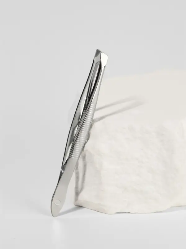 Пинцет скошенный, широкий, 8.5 см