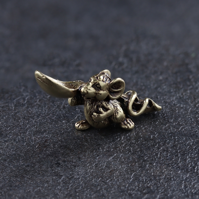 Сувенир кошельковый Сувенир кошельковый "Мышка с ложкой", латунь 1х2,5х0,3 см