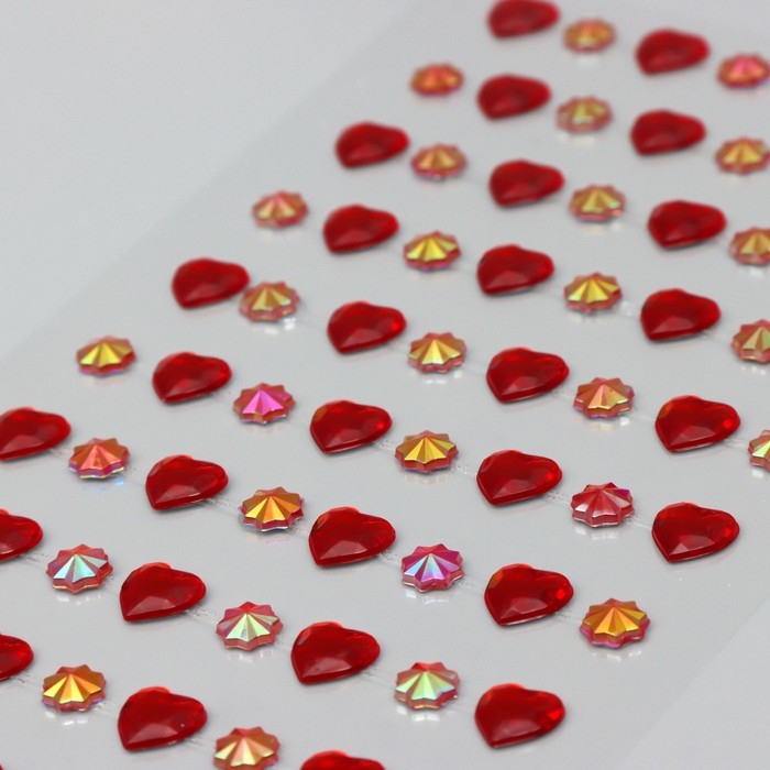 Наклейка пластик стразы Наклейка пластик стразы "Сердечки стразы" МИКС 10х23 см