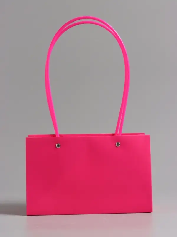 Сумка для цветов влагостойкая, фуксия, 22x10.5x13.5 см Сумка для цветов влагостойкая, фуксия, 22x10.5x13.5 см