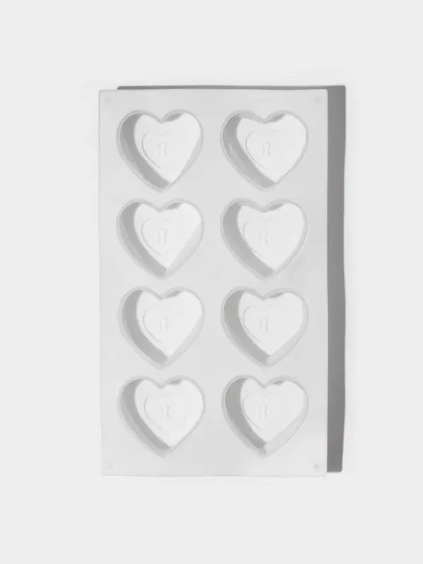 Форма для муссовых десертов Доляна &laquo;Сердце&raquo;, силикон, 29&times;17&times;4.3 см, 8 ячеек (5.5&times;6.2&times;3.5 см), белая