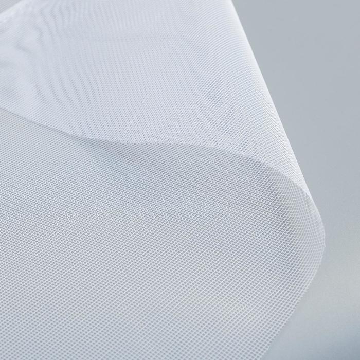 Сетка антимоскитная для окон и дверей, ширина — 150 см, цвет белый (в рулоне 50 м) Сетка антимоскитная для окон и дверей, ширина — 150 см, цвет белый (в рулоне 50 м)