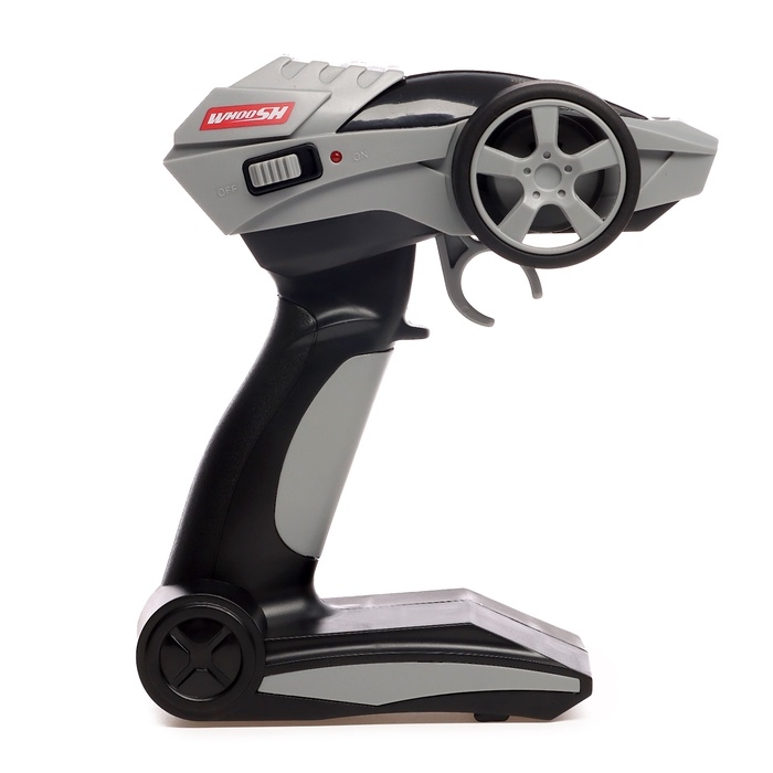 Машинка на пульте управления «Легенда Дрифта», радиоуправление, полный привод, 40 км/ч, 2 комплекта колёс, 1:16, цвет белый Машинка на пульте управления «Легенда Дрифта», радиоуправление, полный привод, 40 км/ч, 2 комплекта колёс, 1:16, цвет белый