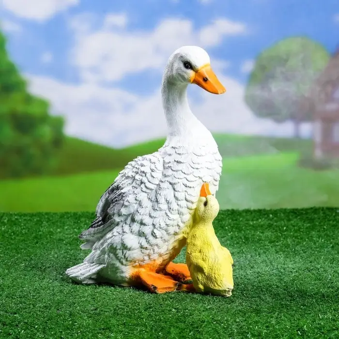 Садовая фигура из полистоуна &laquo;Утка с утёнком&raquo;, 31&times;24&times;13 см