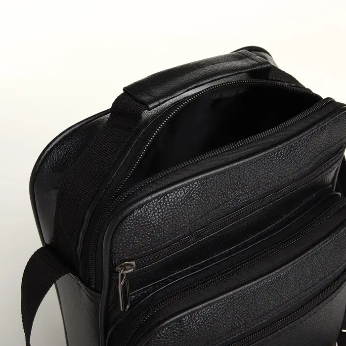 Сумка мужская через плечо на молнии, 3 наружных кармана, 24&times;11&times;20 см, чёрная