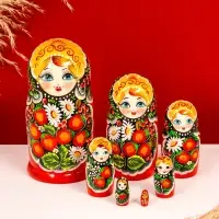 Матрёшка деревянная &laquo;Ягодка&raquo;, чёрный платок, 7-кукольная, 22 см, МИКС