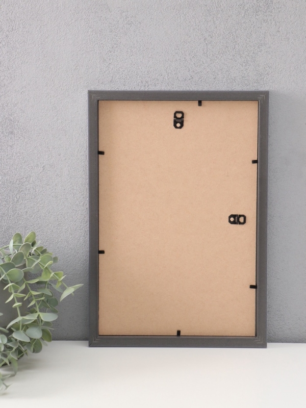 Фоторамка пластик "МИРАМ" 20х30 св. серый