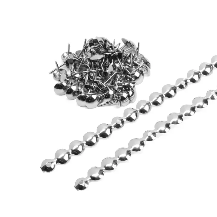 Лента декоративных гвоздей ТУНДРА, длина 1 м, 11×16 мм, хром, 10 шт. Лента декоративных гвоздей ТУНДРА, длина 1 м, 11×16 мм, хром, 10 шт.