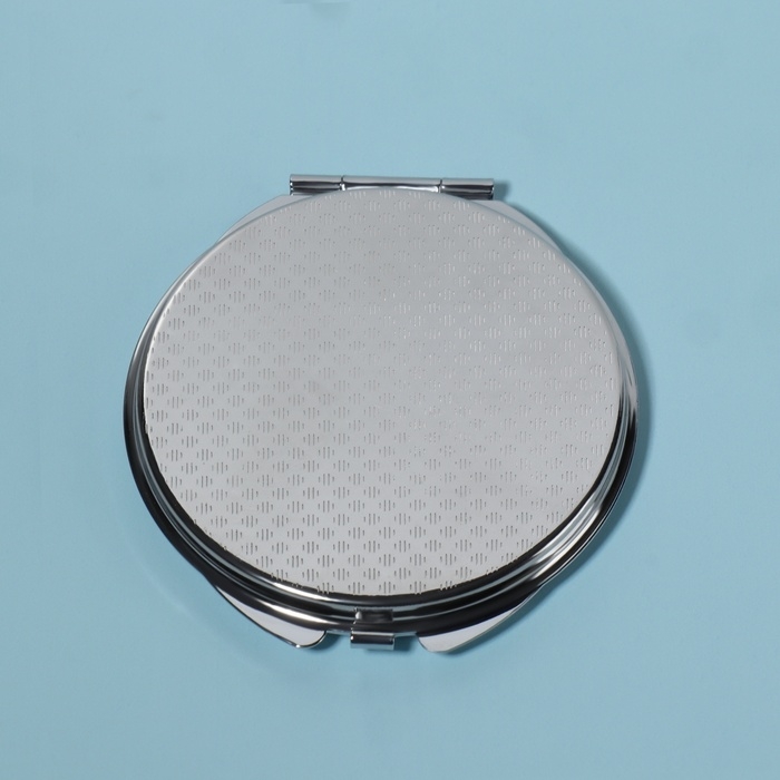 Зеркало складное, d = 6 см, цвет серебристый Зеркало складное, d = 6 см, цвет серебристый