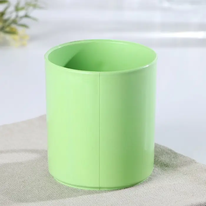 Кружка для холодных и горячих пищевых продуктов Комфорт Плюс, 350 мл, пластик, МИКС Кружка для холодных и горячих пищевых продуктов Комфорт Плюс, 350 мл, пластик, МИКС