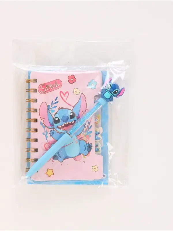 Блокнот с разделителями А6, 65 л ручка с кристаллами и стикеры-наклейки Стич 4 Блокнот с разделителями А6, 65 л ручка с кристаллами и стикеры-наклейки Стич 4