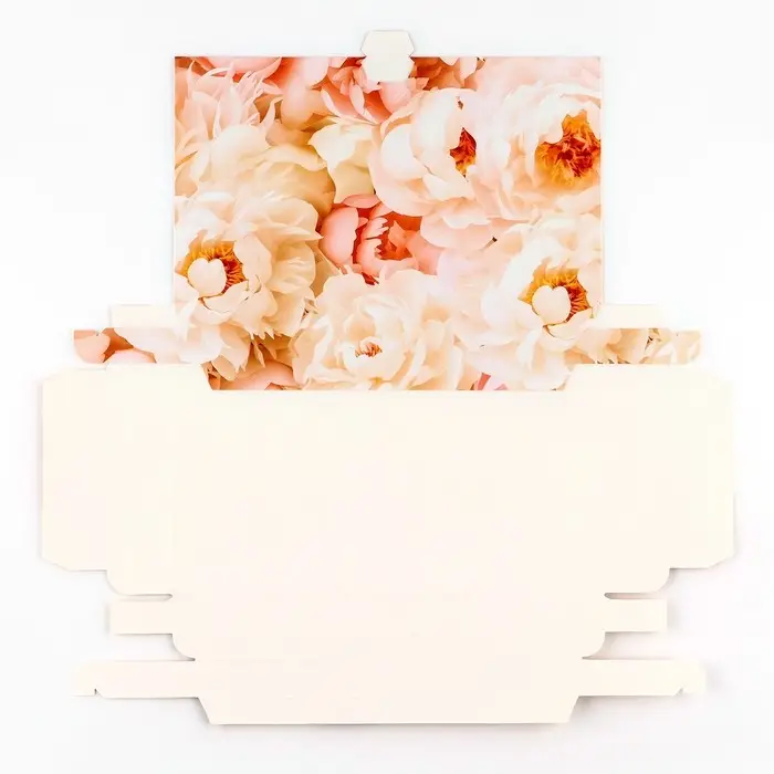 Коробка для шоколада с местом для денег «Пионы», 20 х 2 х 12 см Коробка для шоколада с местом для денег «Пионы», 20 х 2 х 12 см