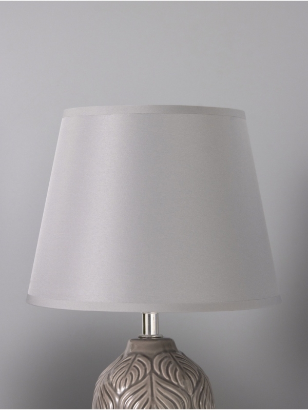 Настольная лампа Настольная лампа "Бутоны" 1х15Вт Е14 серый 20х20х28см