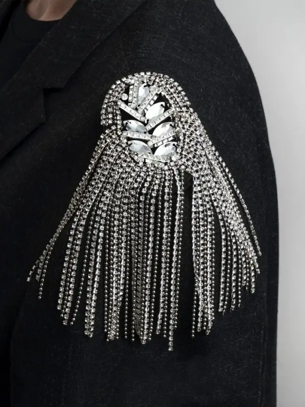 Брошь &laquo;Эполет&raquo;, цвет белый в серебре