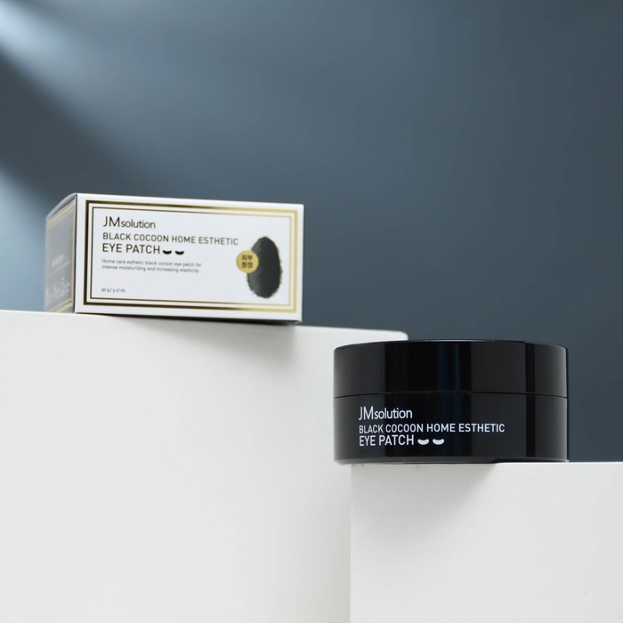 Гидрогелевые патчи с протеинами шёлка и углём JM Solution, 90 г Гидрогелевые патчи с протеинами шёлка и углём JM Solution, 90 г