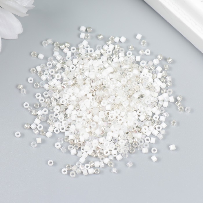 Бисер стекло 12/0  Бисер стекло 12/0 "Перламутр. Белое ассорти" 10 гр