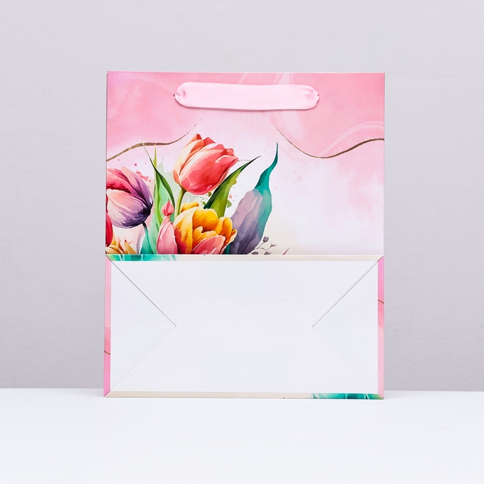 Пакет ламинированный вертикальный Пакет ламинированный вертикальный "Весенние тюльпаны", 23 х 27 х 11,5 см