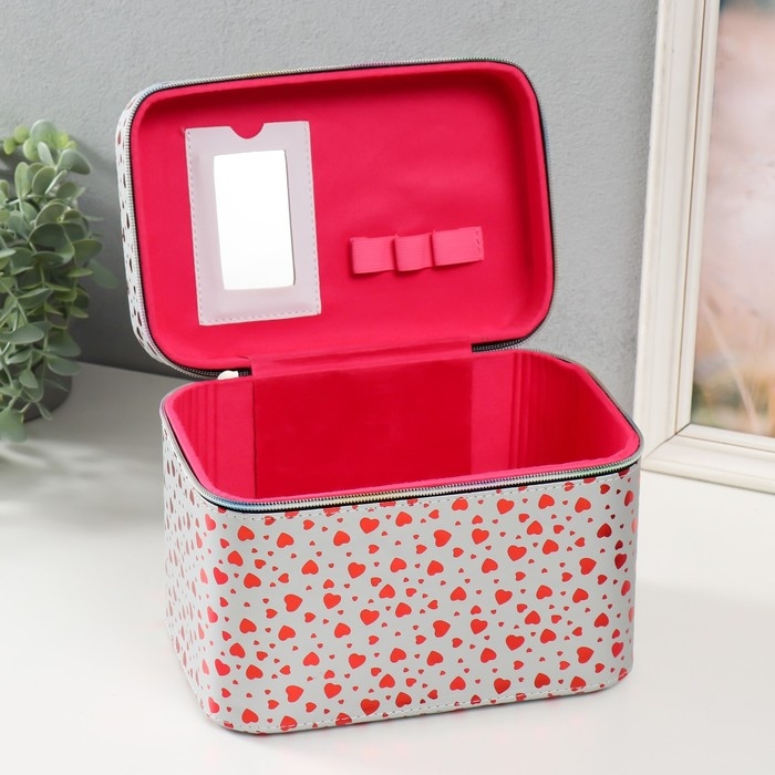 Шкатулка кожзам с зеркалом Шкатулка кожзам с зеркалом "Сердца на белом" н-р 3 шт 13х21х14,5 10х19х12 21х15,5х17 см