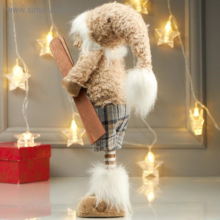 Кукла интерьерная Кукла интерьерная "Мальчик в бежевой меховой куртке, с лыжами в руке" 47х12х15