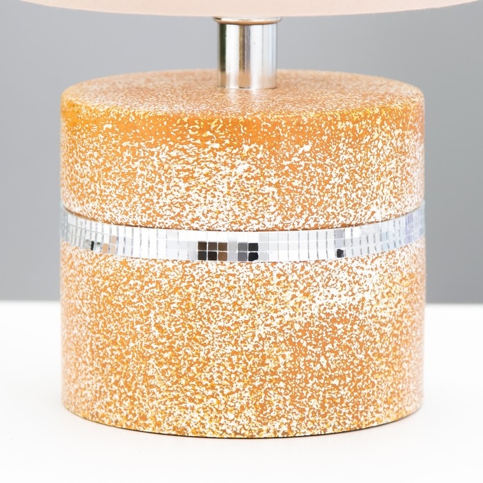 Настольная лампа Настольная лампа "Излатия" Е14 40Вт 17х17х30 см RISALUX