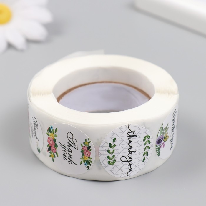 Наклейка бумага Наклейка бумага "Спасибо. Цветы" d=2,5 см 500 шт в рулоне 3х6,5х6,5 см