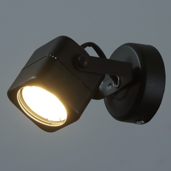 Спот Спот "Кубик" GU10 черный 8х8х14,5см