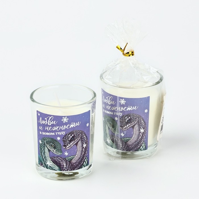 Новогодняя свеча с наклейкой «Новый год: Любви», аромат еловые ветки,5х6х5 см Новогодняя свеча с наклейкой «Новый год: Любви», аромат еловые ветки,5х6х5 см