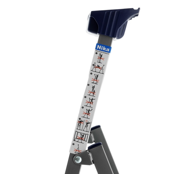 Стремянка Nika СП4, высота до рабочей площадки 845 мм , 4 ступени Стремянка Nika СП4, высота до рабочей площадки 845 мм , 4 ступени