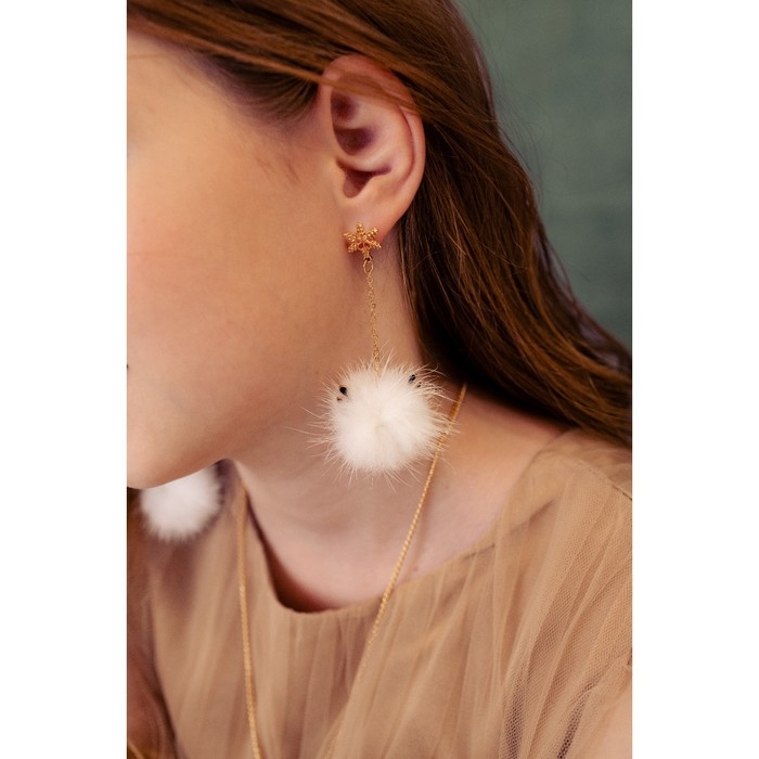 Новый год! Серьги новогодние «Шарики» рожки оленя, цвет чёрно-белый в золоте Новый год! Серьги новогодние «Шарики» рожки оленя, цвет чёрно-белый в золоте