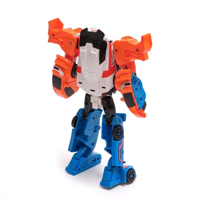 Робот «Мегаробот», собирается из 3 машин Робот «Мегаробот», собирается из 3 машин