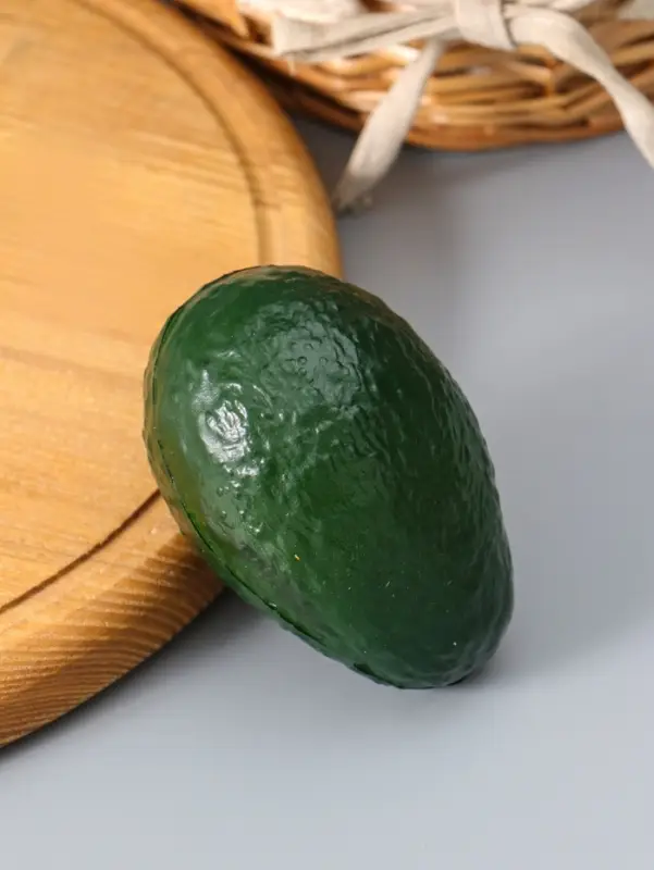 Муляж "Авокадо" 9,5х6 см, зелёный