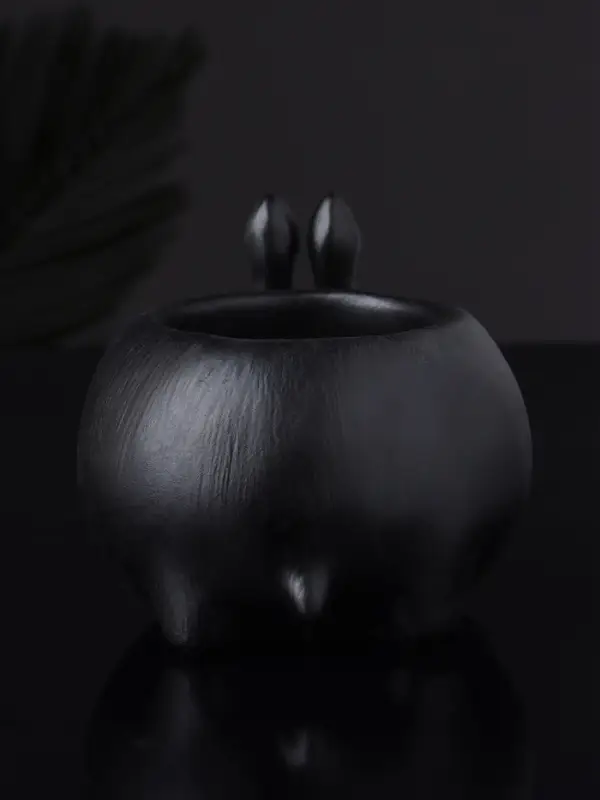 Кашпо "Медоед" 7х9 см, черный