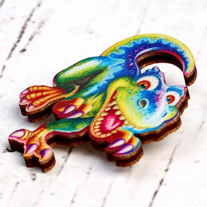 Деревянный значок «Тираннозавр» Деревянный значок «Тираннозавр»