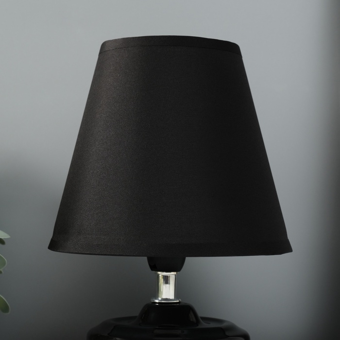 Лампа настольная Лампа настольная "Мини" 1х40Вт Е14 черный 15х15х20см МОДЕЛЬ: 3133993