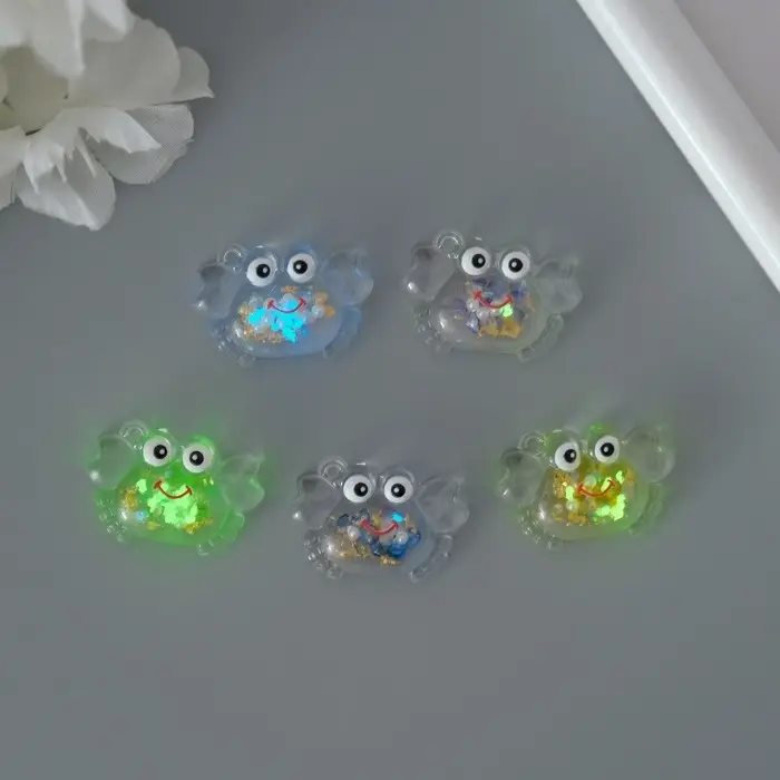 Подвеска для творчества акрил "Морской краб" светится в темноте МИКС 1,9х2,9х1 см