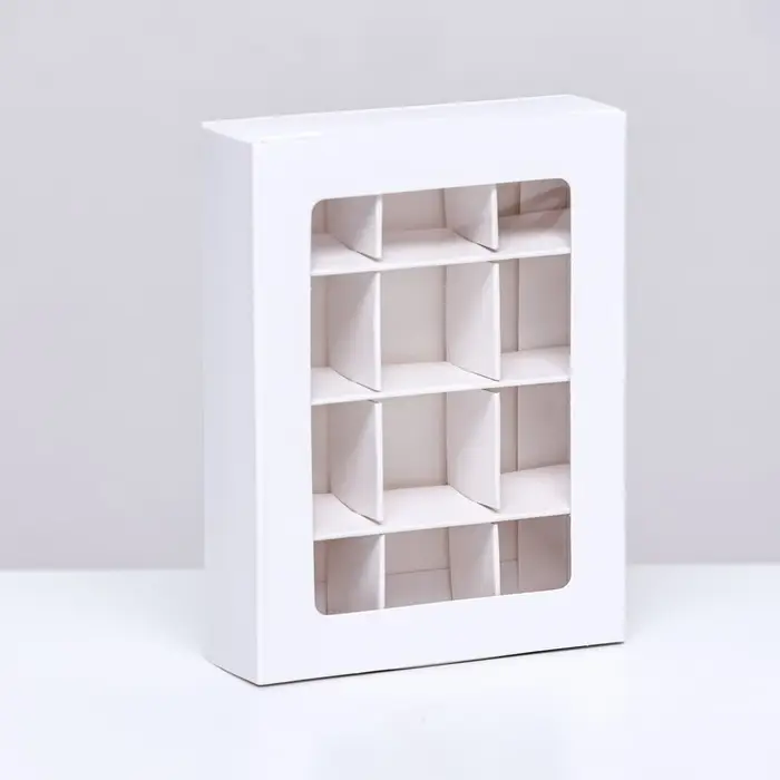 Коробка для 12 конфет, 11.5×8.7×2.5 см, Тонкие разделители, белый Коробка для 12 конфет, 11.5×8.7×2.5 см, Тонкие разделители, белый
