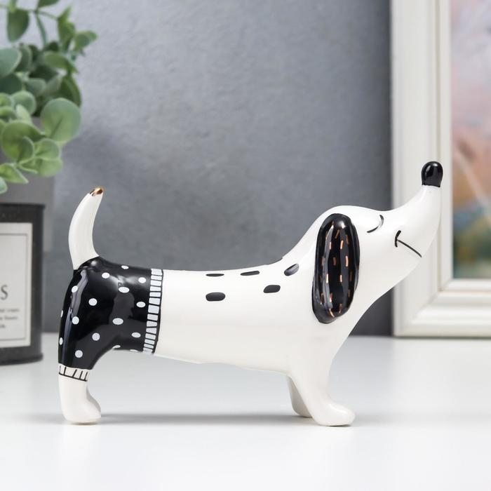 Сувенир керамика Сувенир керамика "Такса в шортах" бело-чёрный 9,3х5,3х13,7 см