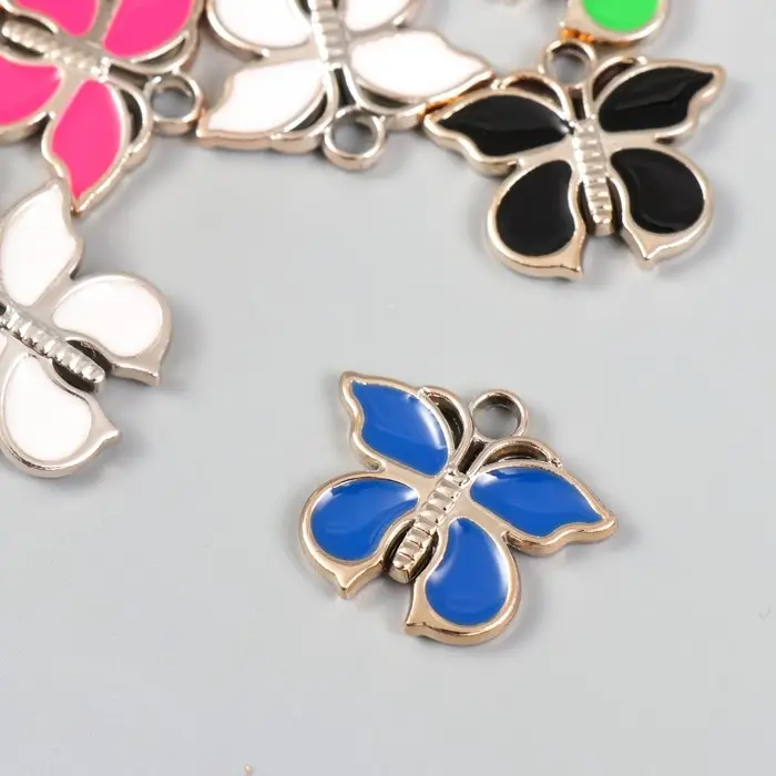 Декор для творчества пластик под металл "Бабочка" золото МИКС 2,2х0,3х2,6 см