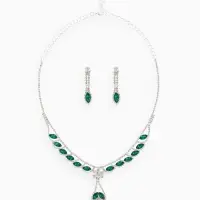 Набор 2 предмета: серьги, колье &laquo;Листопад&raquo;, ромб, изумрудно-белый в серебре, 45 см