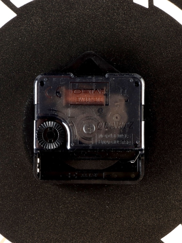 Часы настенные интерьерные «Компас», плавный ход, d-40 см, золотистые